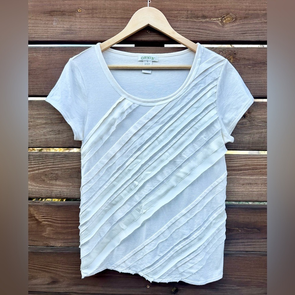 Orvis Women's Short Sleeve Ruffle Design Scoop Neck Relaxed Fit Top